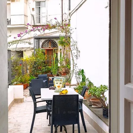 Apartamento Domus Petrucci With Terrace Nápoles